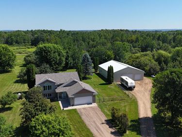 18180 Franconia Trail, Shafer, MN 55074