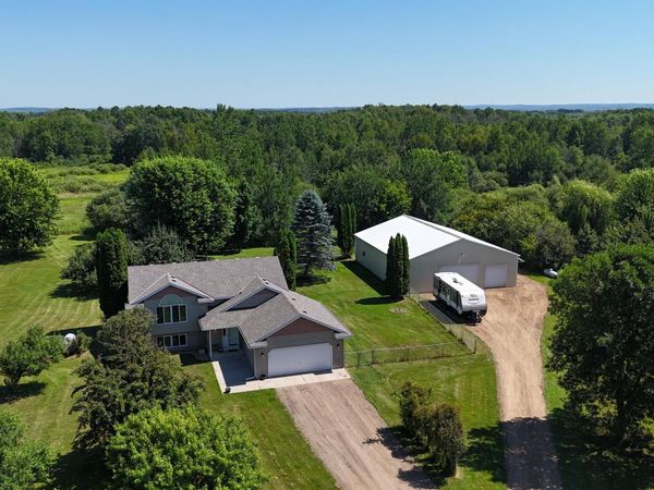 18180 Franconia Trail , Shafer, MN 55074