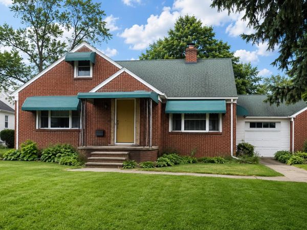818 Johnson Street , Maumee, OH 43537