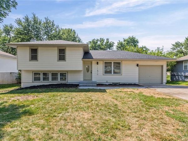 11810 Smalley Avenue, Kansas City, MO 64134