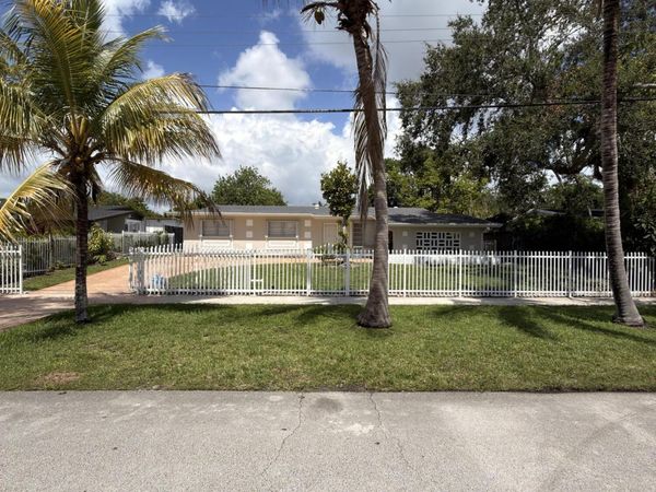 7500 SW 98TH Court, Miami, FL 33173