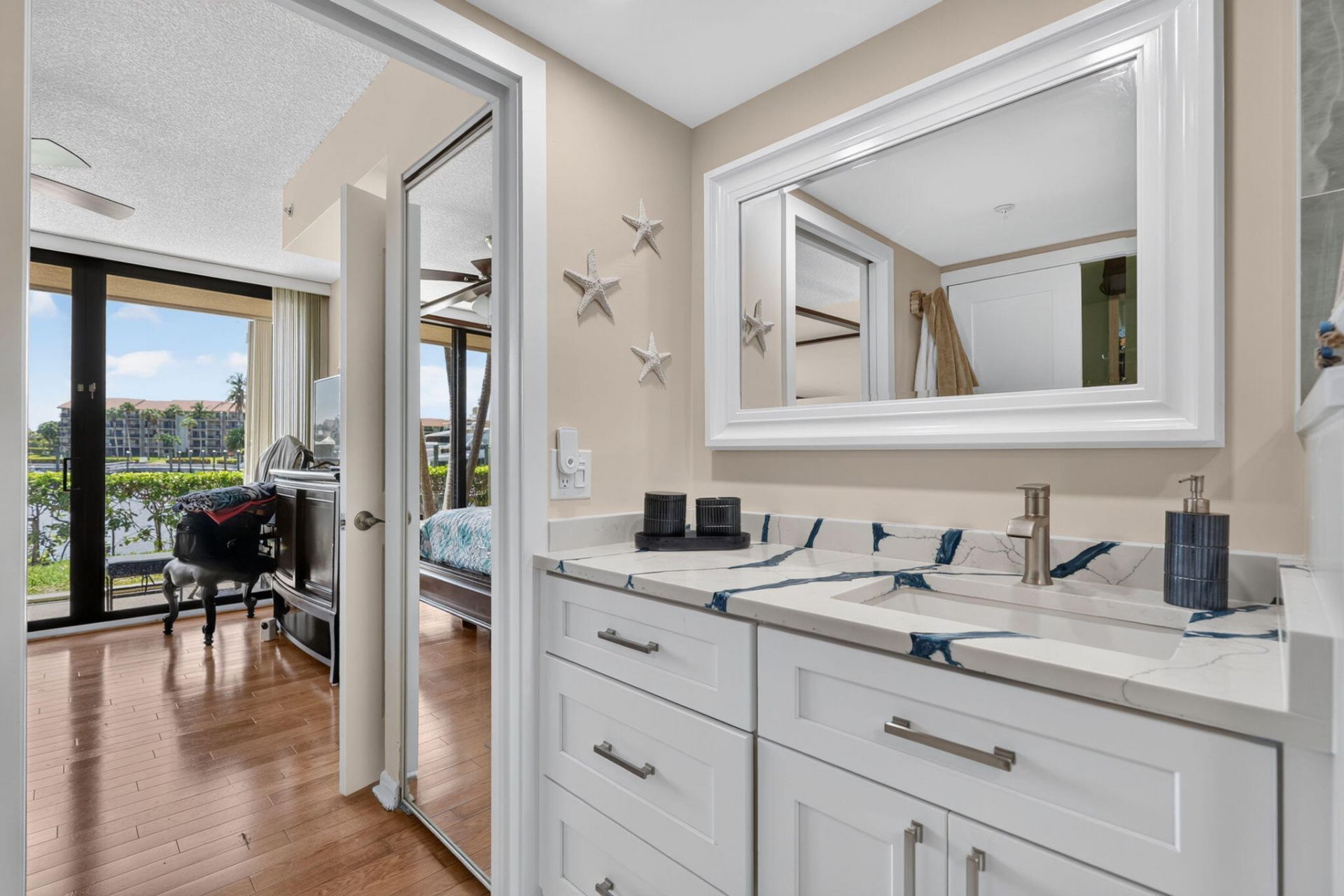 2401 Marina Isle Way, Unit 105, Jupiter, FL 33477 Photo