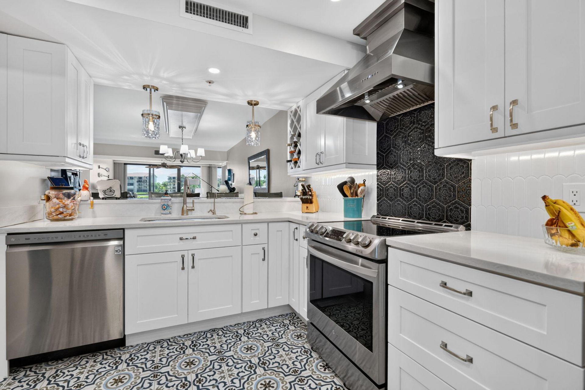 2401 Marina Isle Way, Unit 105, Jupiter, FL 33477 Photo