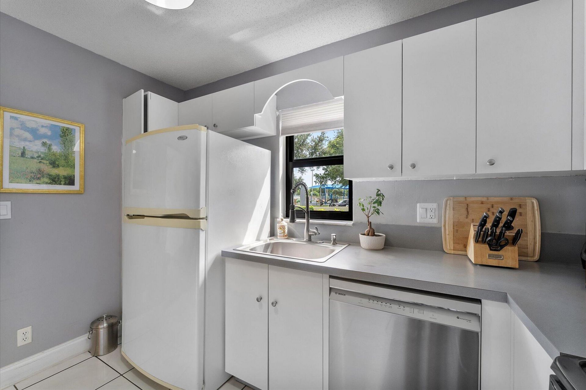 2562 NW 99th Avenue, Coral Springs, FL 33065 Photo