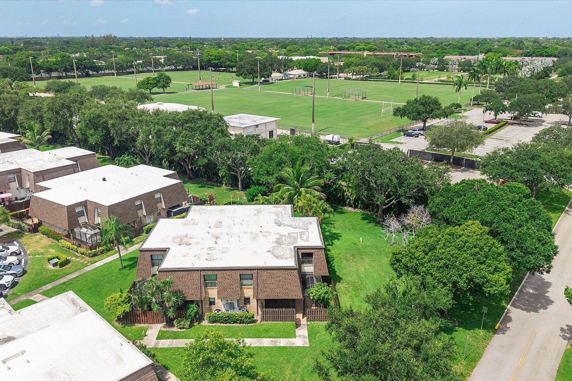 2562 NW 99th Avenue, Coral Springs, FL 33065 Photo