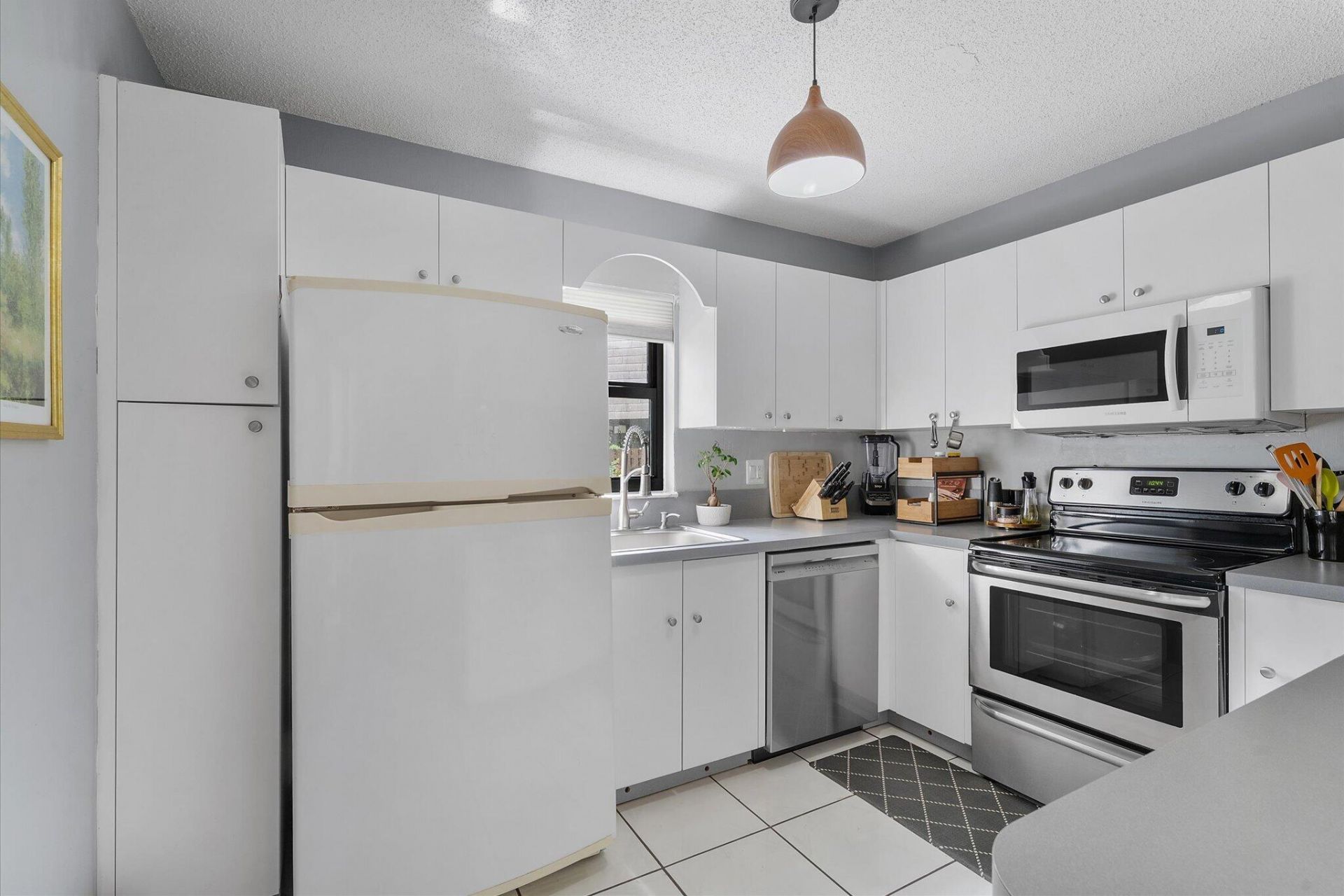 2562 NW 99th Avenue, Coral Springs, FL 33065 Photo