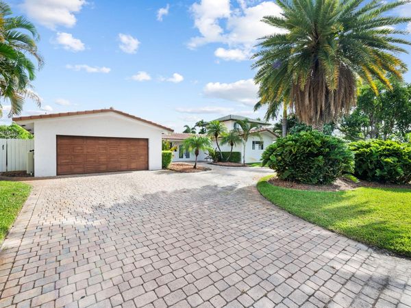 2011 NE 55TH Street, Fort Lauderdale, FL 33308