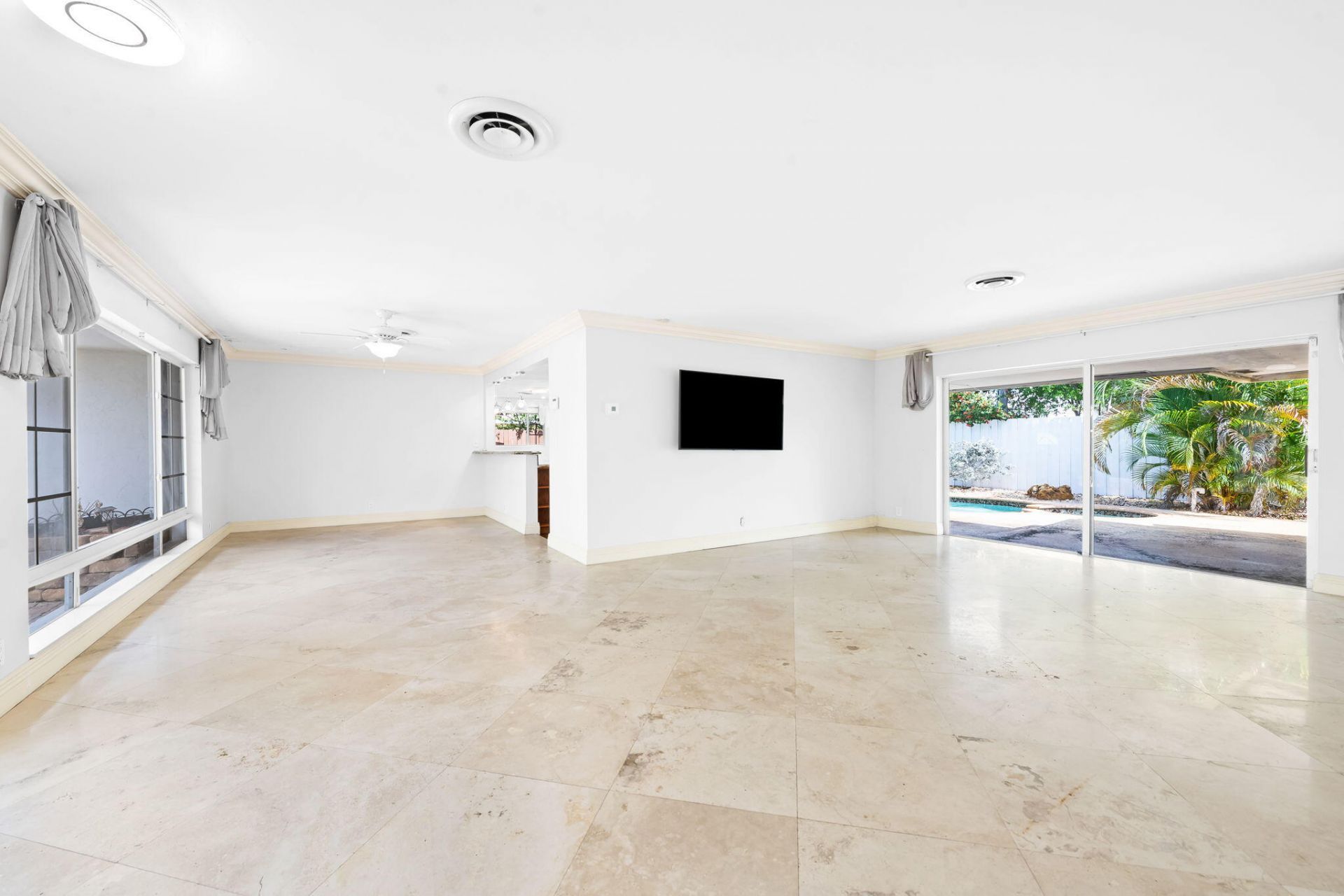 2011 NE 55th Street, Fort Lauderdale, FL 33308 Photo
