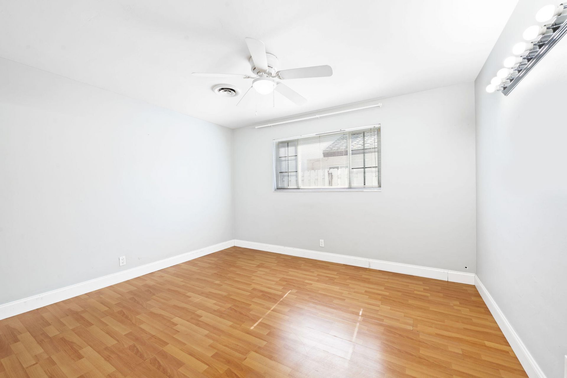 2011 NE 55th Street, Fort Lauderdale, FL 33308 Photo