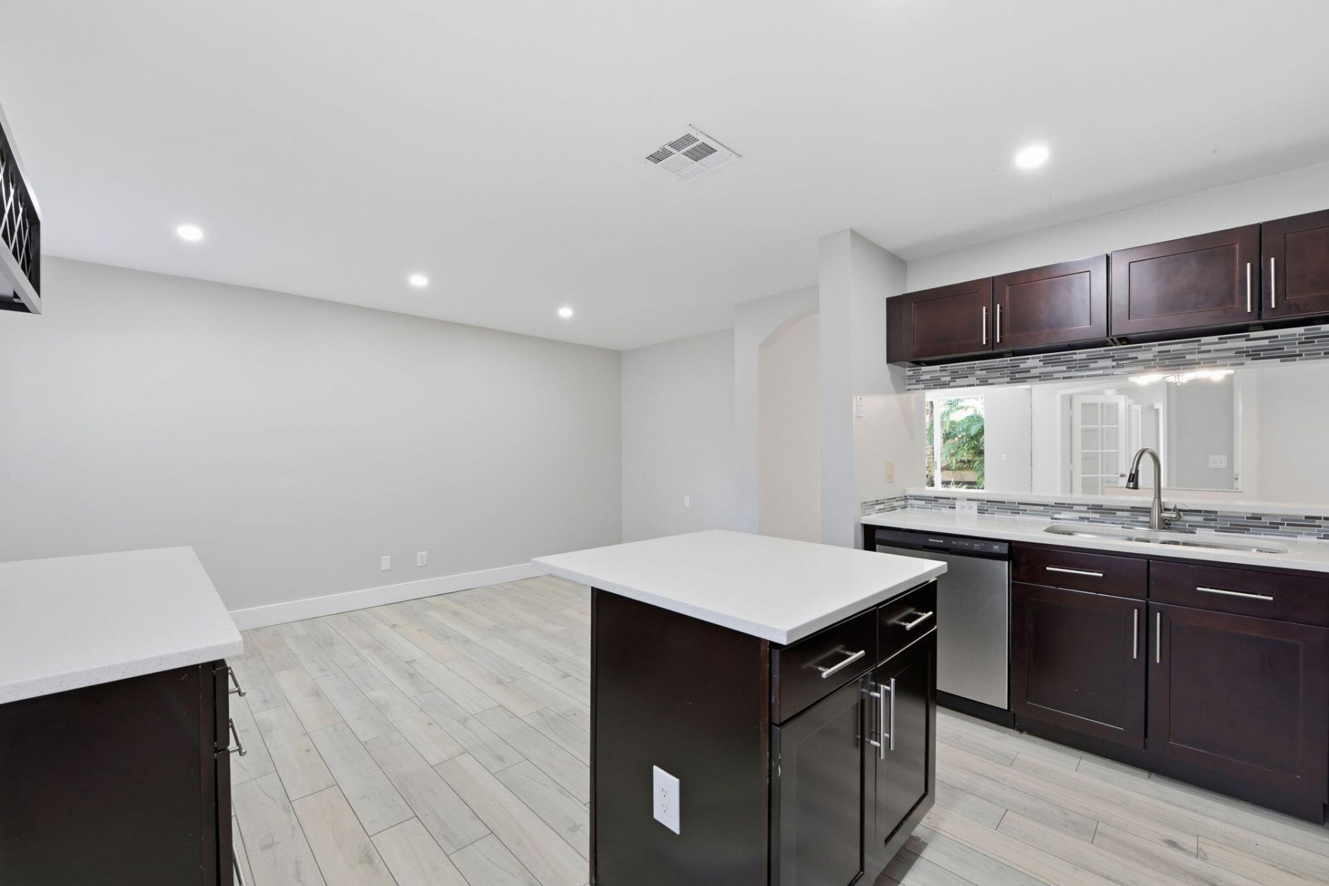 10837 NW 46th Drive, Coral Springs, FL 33076 Photo