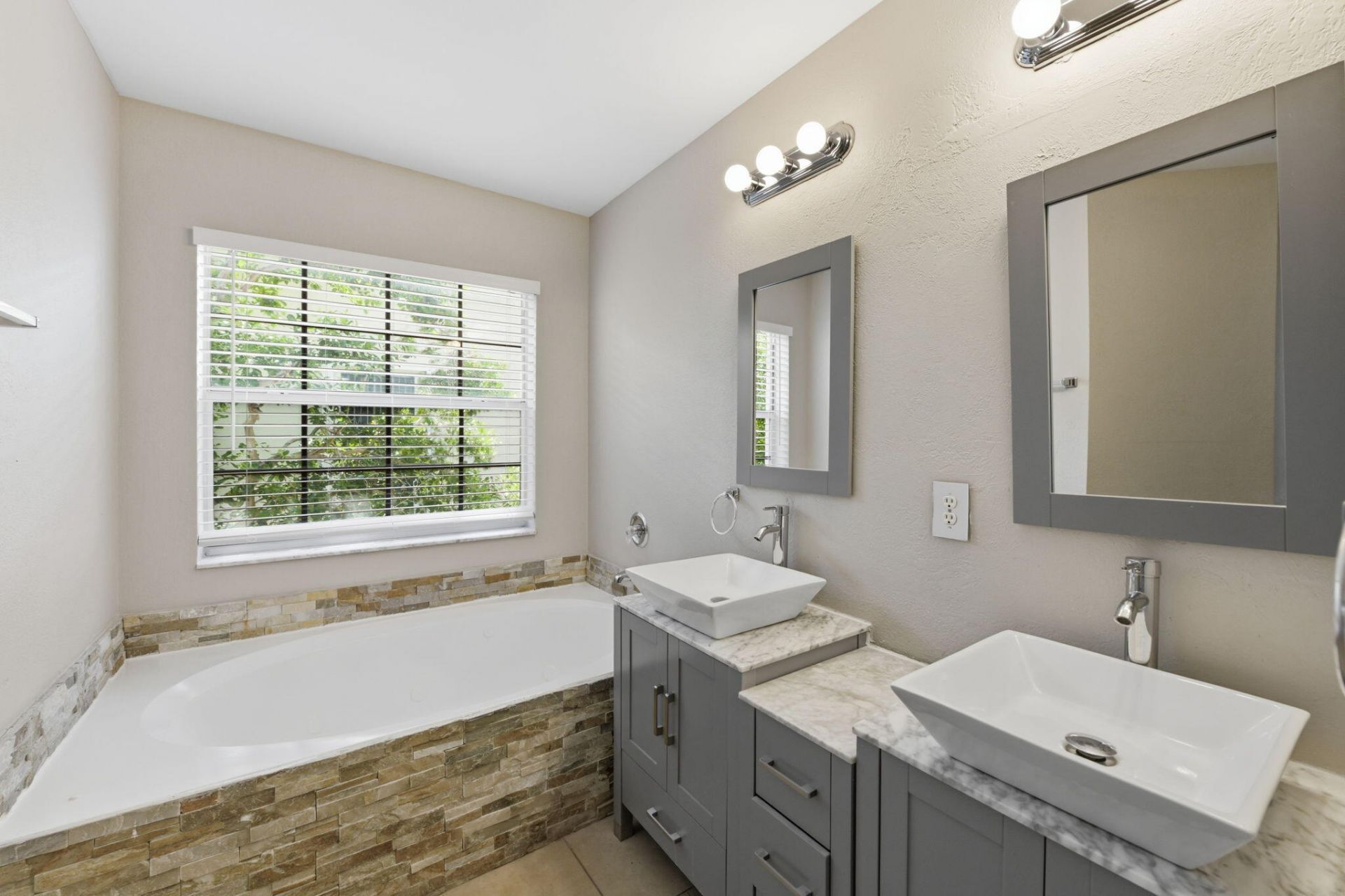 10837 NW 46th Drive, Coral Springs, FL 33076 Photo