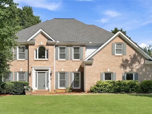 1735 Riverglen Drive , Suwanee, GA 30024