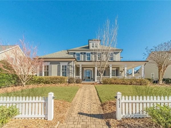 411 Tralee Court , Statham, GA 30666