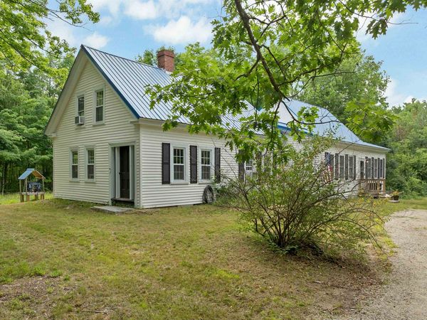 1622 Lovell Lake Road, Wakefield, NH 03872