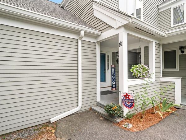 41 Aster Court, Nashua, NH 03062