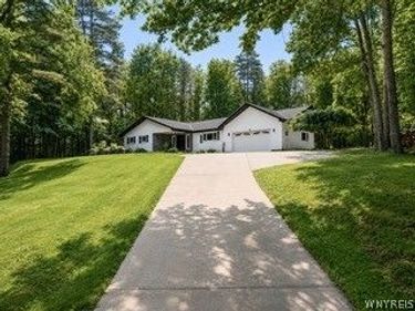 4137 Chapel Hill Road, Allegany, NY 14706