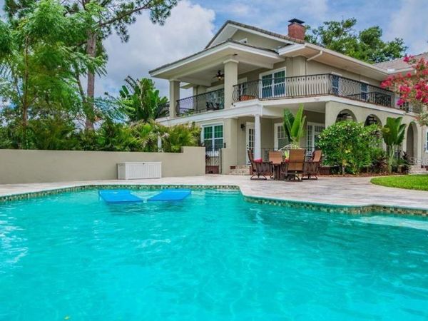 209 13TH AVENUE N, ST PETERSBURG, FL 33701