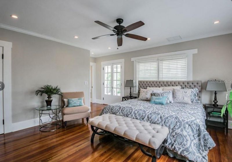 209 13th Avenue N, Saint Petersburg, FL 33701 Photo