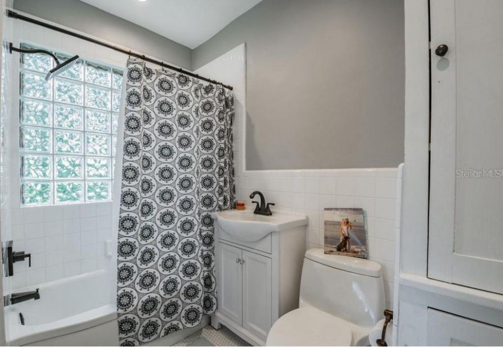 209 13th Avenue N, Saint Petersburg, FL 33701 Photo