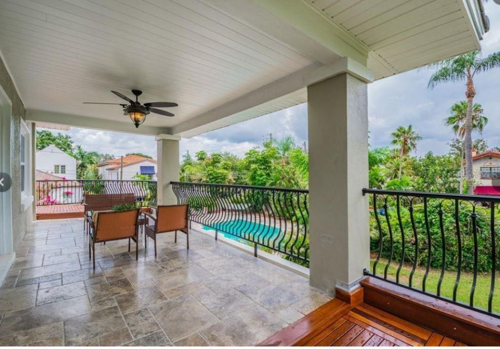 209 13th Avenue N, Saint Petersburg, FL 33701 Photo