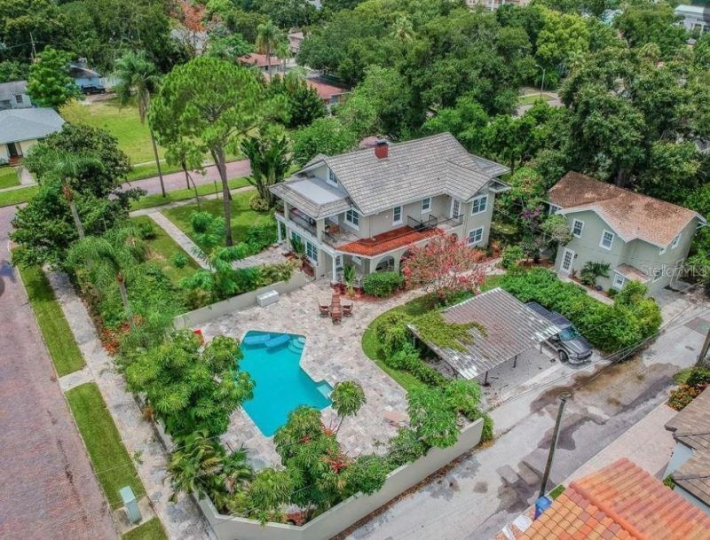 209 13th Avenue N, Saint Petersburg, FL 33701 Photo