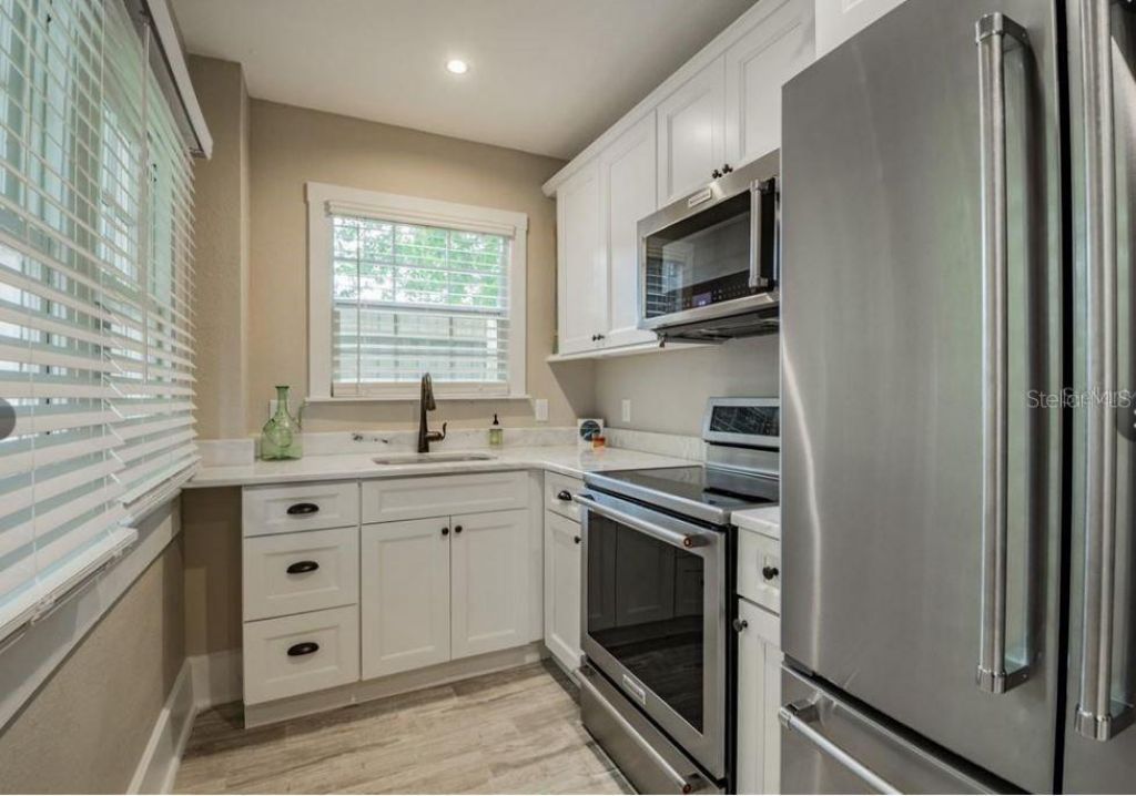 209 13th Avenue N, Saint Petersburg, FL 33701 Photo