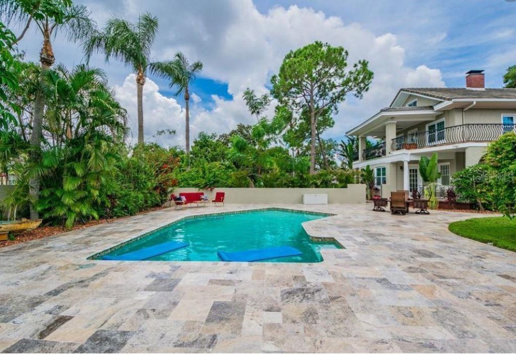 209 13th Avenue N, Saint Petersburg, FL 33701 Photo