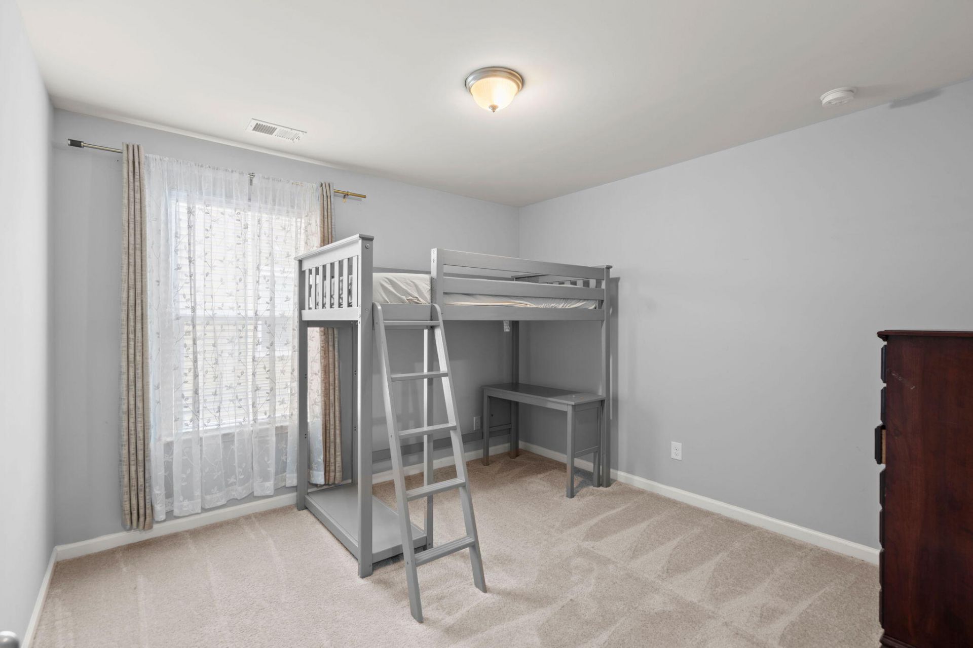 9810 Seed Street Photo 23