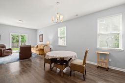 9810 Seed Street photo 4