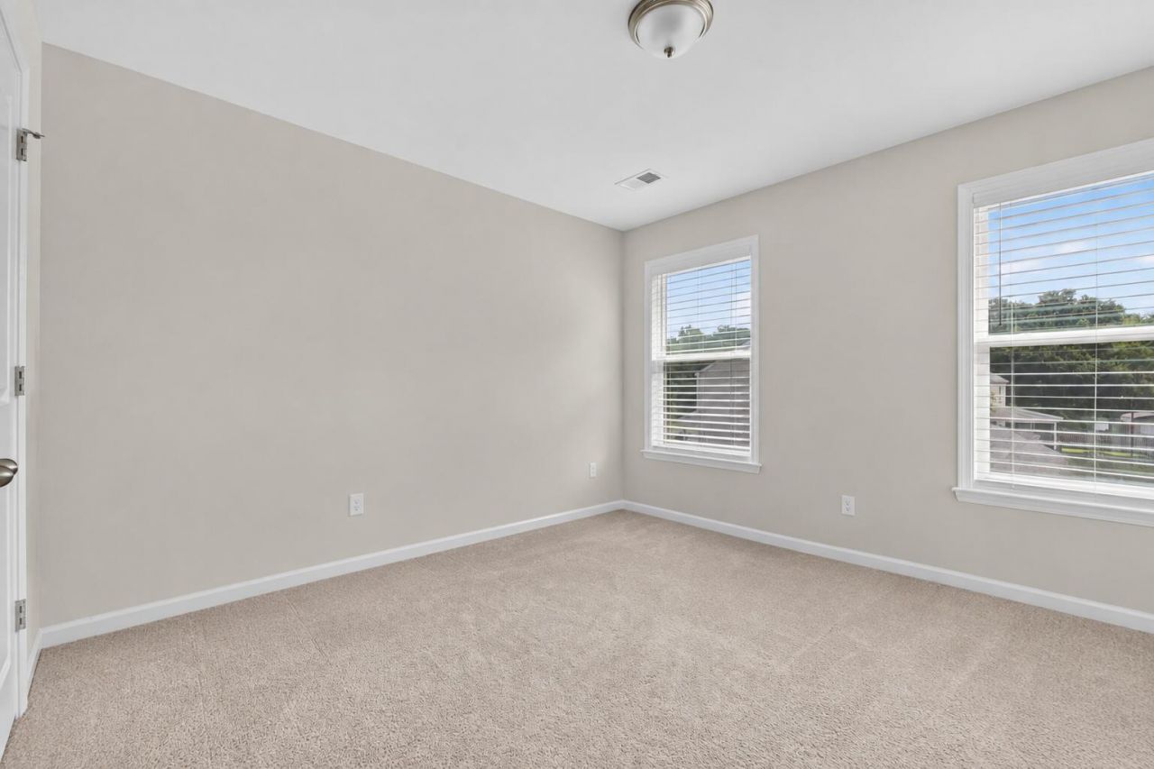 235 Silk Oak Drive Photo 17