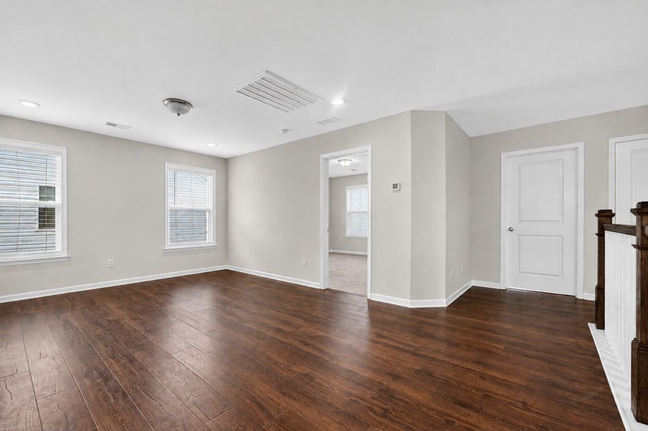 235 Silk Oak Drive Photo 18