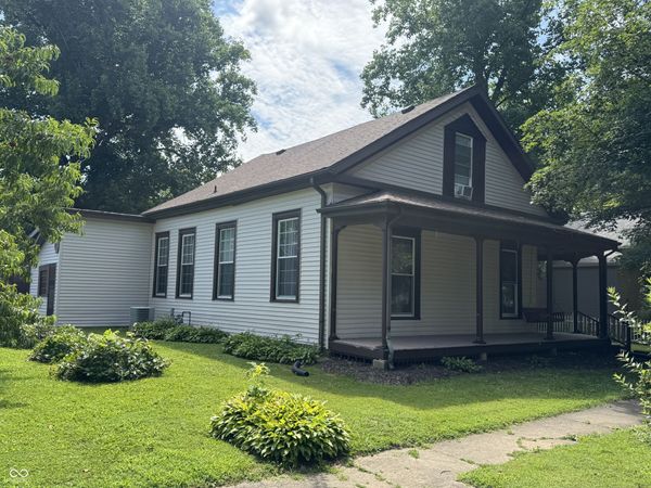 610 4th , Covington, IN 47932