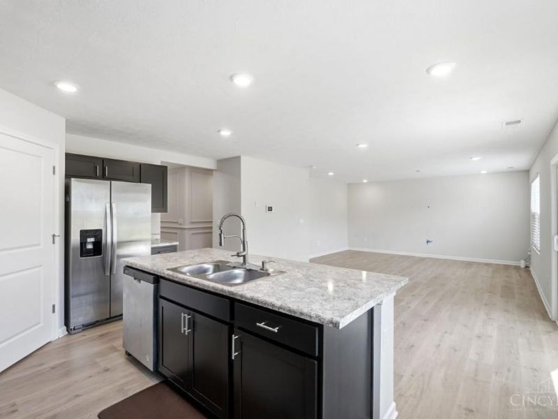 5049 Lakeview Drive, Hamilton Twp, OH 45152 Photo 19