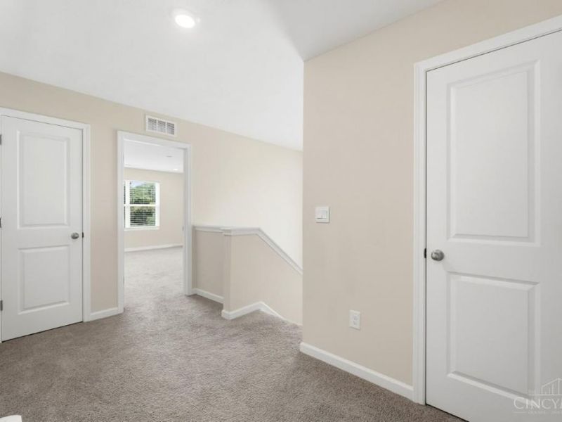 5049 Lakeview Drive, Hamilton Twp, OH 45152 Photo 31