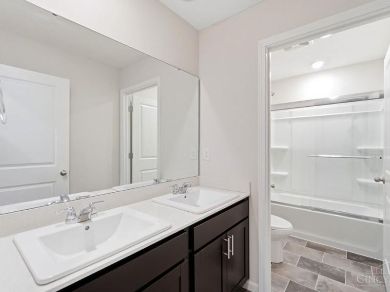 5049 Lakeview Drive, Hamilton Twp, OH 45152 Photo 43