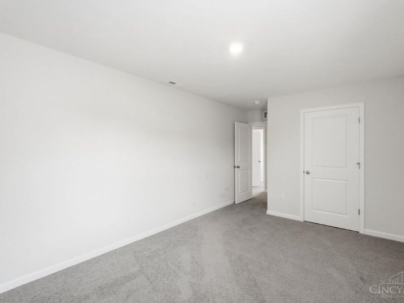 5049 Lakeview Drive, Hamilton Twp, OH 45152 Photo 50