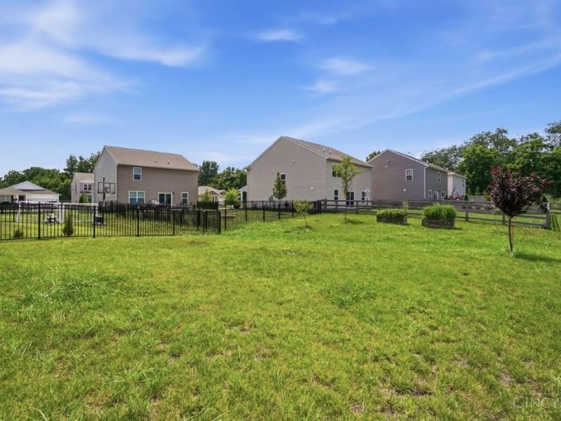 5049 Lakeview Drive, Hamilton Twp, OH 45152 Photo 63