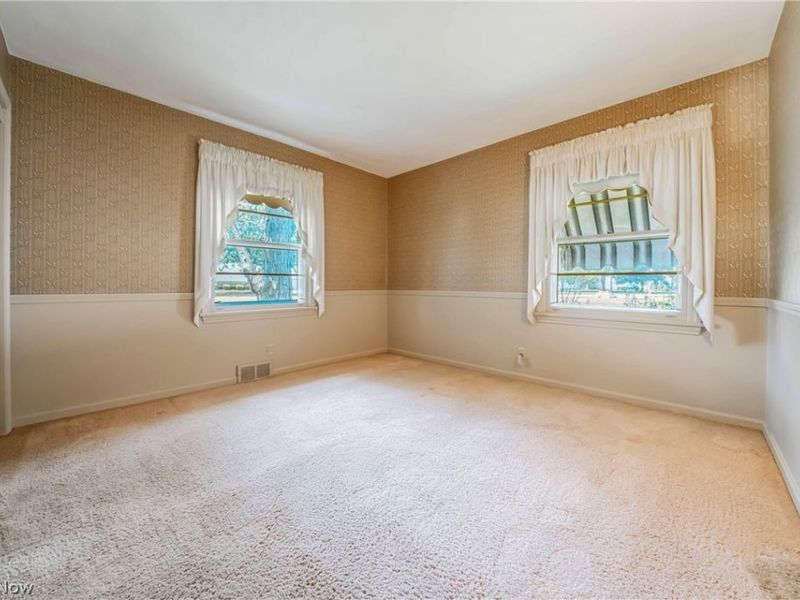 1094 N Pasadena Avenue, Elyria, OH 44035 Photo 22