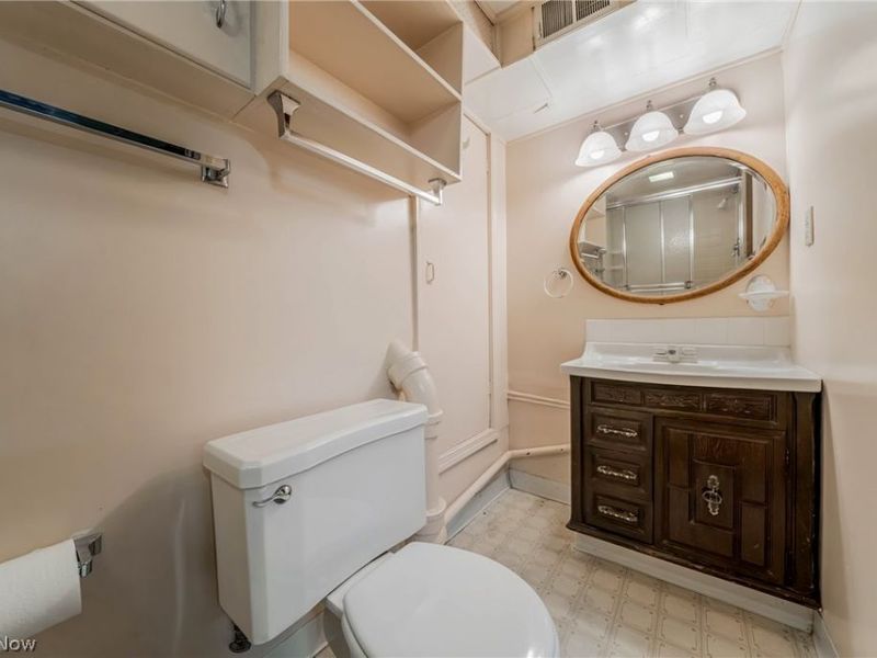 1094 N Pasadena Avenue, Elyria, OH 44035 Photo 36