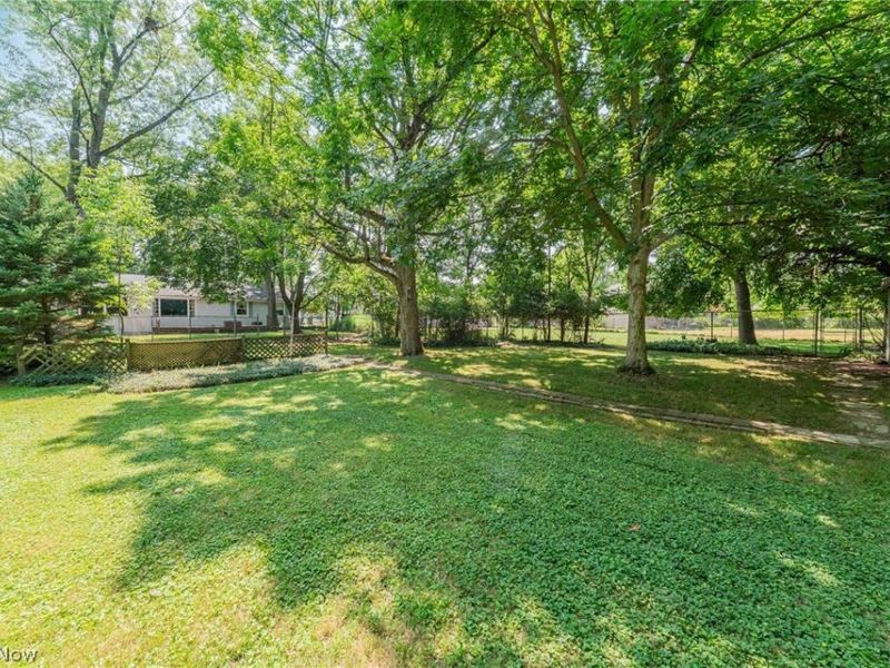 1094 N Pasadena Avenue, Elyria, OH 44035 Photo 44