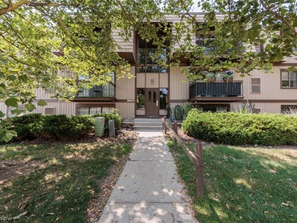 9840 Sunrise Boulevard , Unit S-30, North Royalton, OH 44133