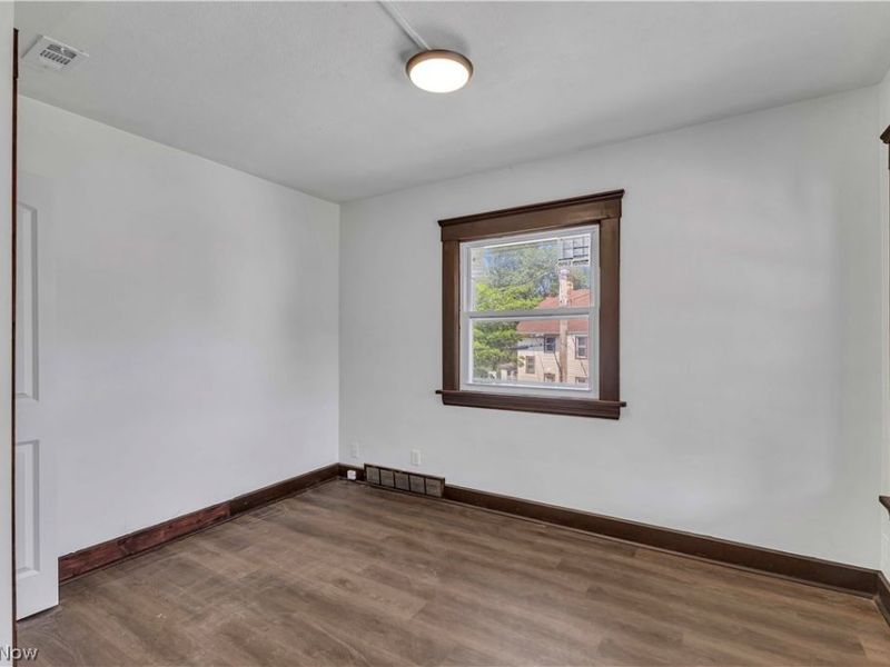 4270 Valley Road, Cleveland, OH 44109 Photo 13