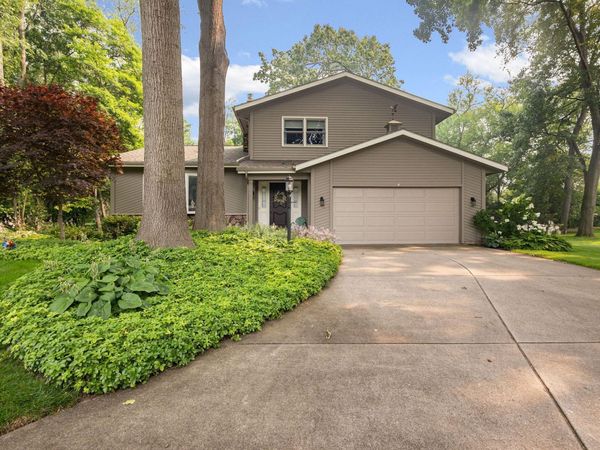 50950 Woodstream Court, Granger, IN 46530