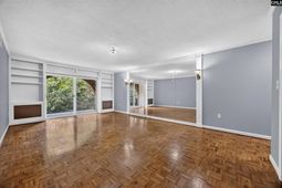 5516 Lakeshore Drive  photo 4