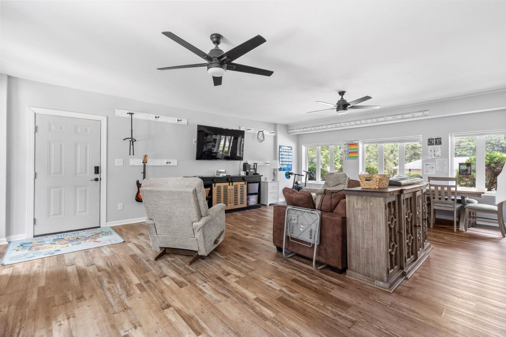 141 Citadel Dr. Photo 22