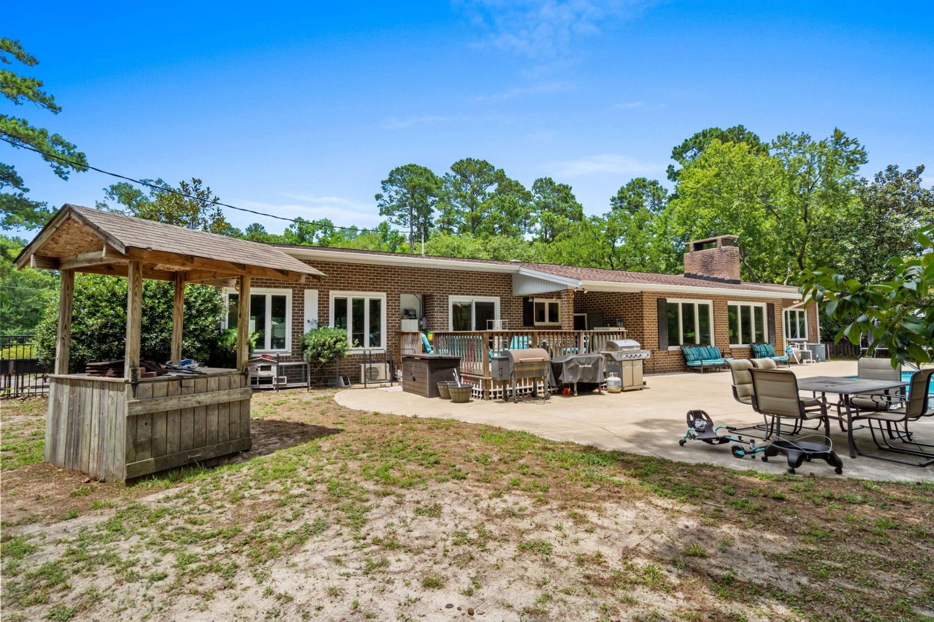 141 Citadel Dr. Photo 39