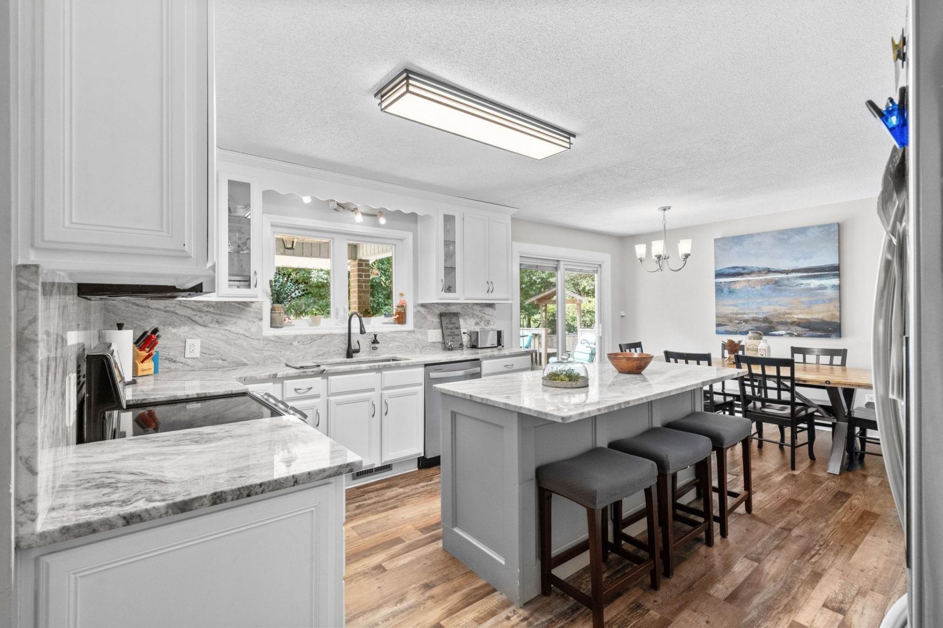 141 Citadel Dr. Photo 6