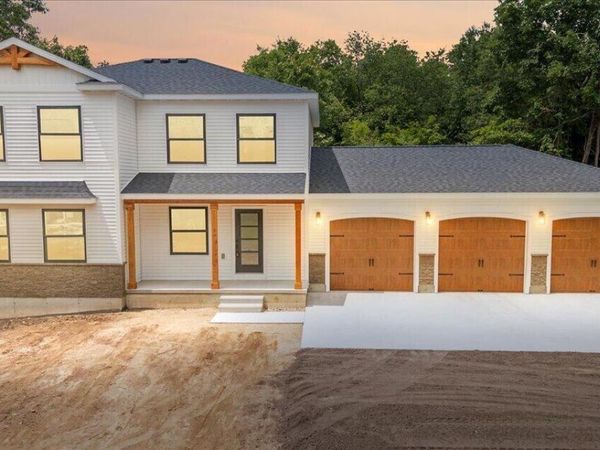 102 Mehl Street, Leslie, MI 49251