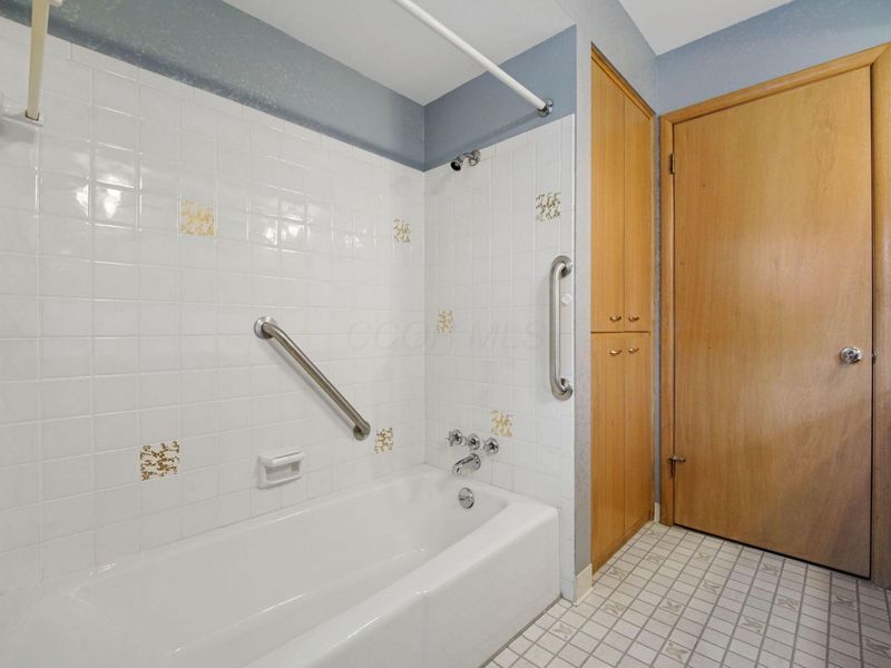 962 Kennington Avenue , Columbus, OH 43220 Photo 21