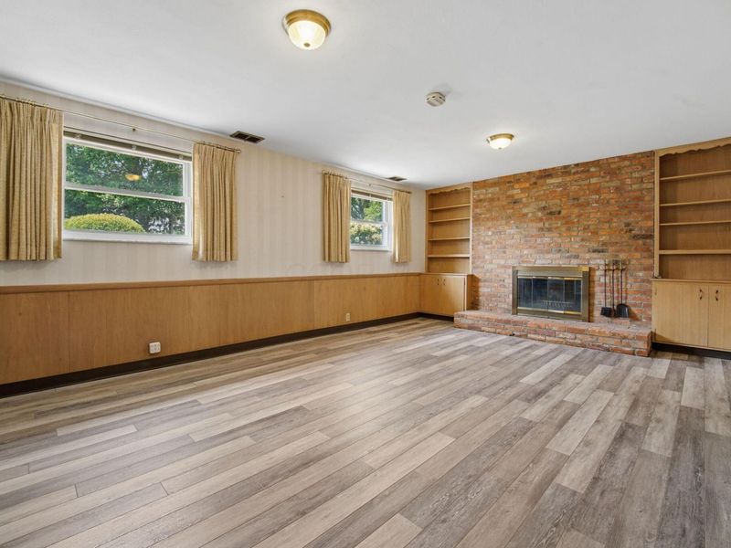 962 Kennington Avenue , Columbus, OH 43220 Photo 6